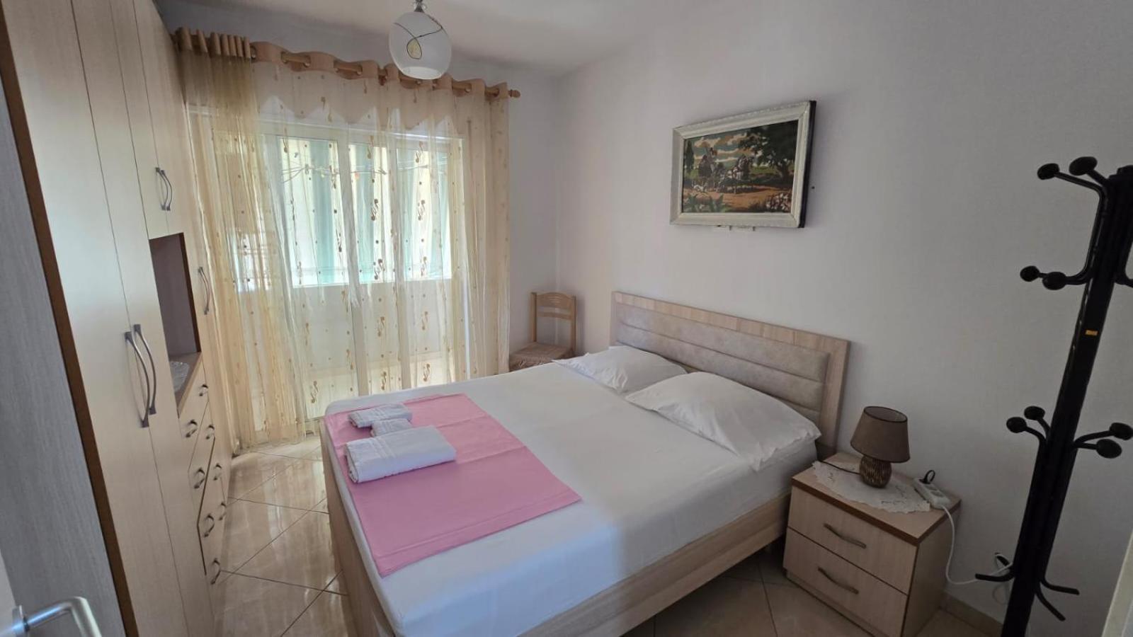 Apartment Holiday Home Durres *